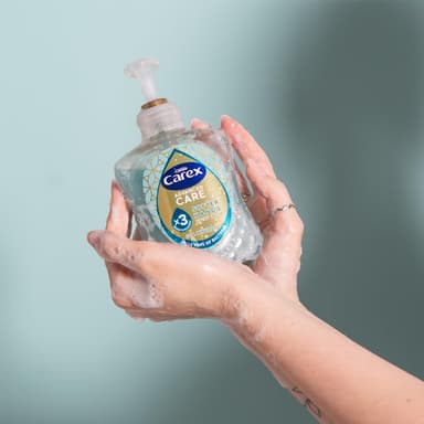 Carex Advanced Care Sea Minerals Antibacterial Hand Wash, 3x More Moisturisers, Clean & Protect Hands, Bulk Buy, Pack of 6 x 250ml view 3