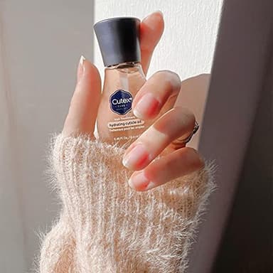 Cutex Hydrating Cuticle Oil Formulated with Vitamin E and Sweet Almond Oil (15 ml) for Dry, Brittle and Rough Nails, Almond Fragrance, Dermatologically Tested view 2