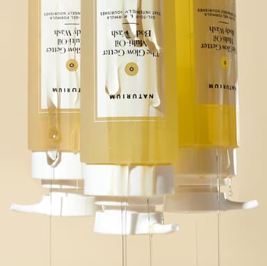 Naturium The Glow Getter Multi-Oil Hydrating Body Wash, Gentle Cleanser | 16.9 FL OZ / 500 ML view 3