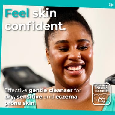 QV Gentle Wash (250g) for Dry, Sensitive Skin, pH Balanced, Unscented, Soap Free Body Wash, Moisturising Soap alternative that lathers for Dry Skin, Eczema, Psoriasis, Dermatitis view 2