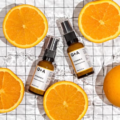 Q+A Vitamin C Brightening Face Serum (30ml), Vitamin C Serum for Face with Hyaluronic Acid, Hydrating and Anti-Ageing, Fragrance Free Skincare, Brightens Skin and Evens Out Skin Tone view 3