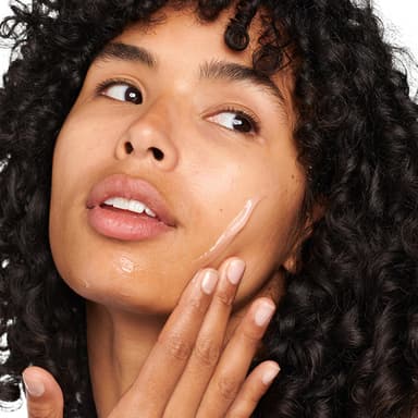 Clinique Moisture Surge 100H Auto-Replenishing Hydrator Oil Free Face Moisturiser With Hyaluronic Acid + Aloe Vera Bioferment For All Skin Types | Hydrating + Moisturising view 4